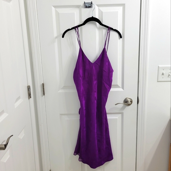 Chemise De Nuit Victoria's Secret En Soie Modal – Rayée Noir Et Rose, Taille L